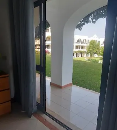 شقة Jeannie's Oura Estrela البوفيرا