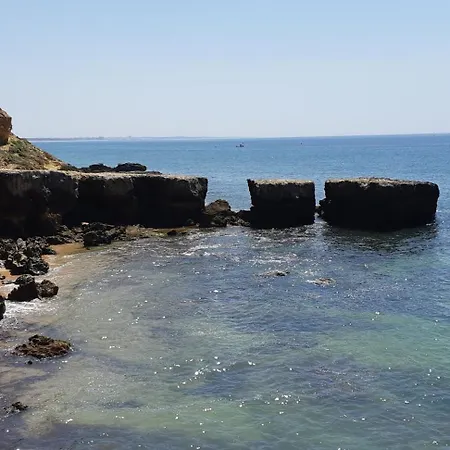 Daire Jeannie's Oura Estrela