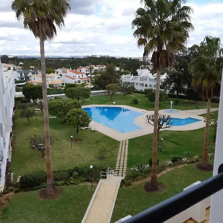 Daire Jeannie's Oura Estrela *