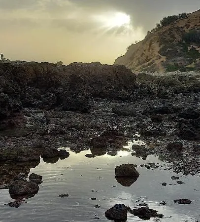 Jeannie's Oura Estrela Апартаменти *