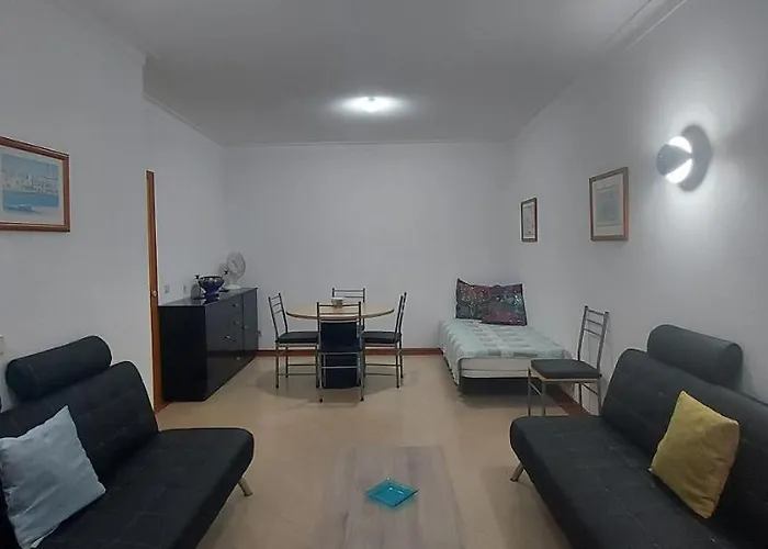 Jeannie's Oura Estrela *