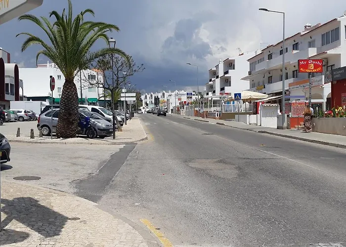 Jeannie's Oura Estrela Албуфейра