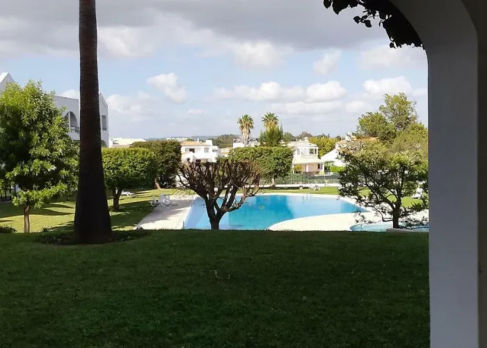 Jeannie's Oura Estrela Албуфейра