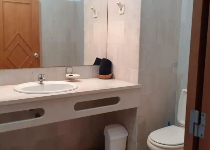 Jeannie's Oura Estrela