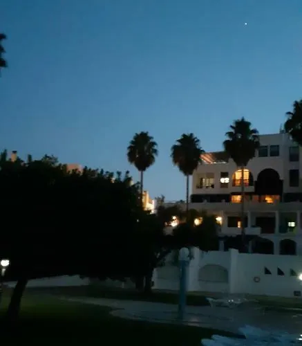 Jeannie's Oura Estrela Албуфейра