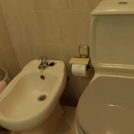 Jeannie's Oura Estrela *