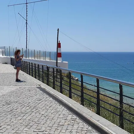 Jeannie's Oura Estrela Albufeira