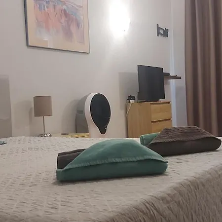 Jeannie's Oura Estrela דירה