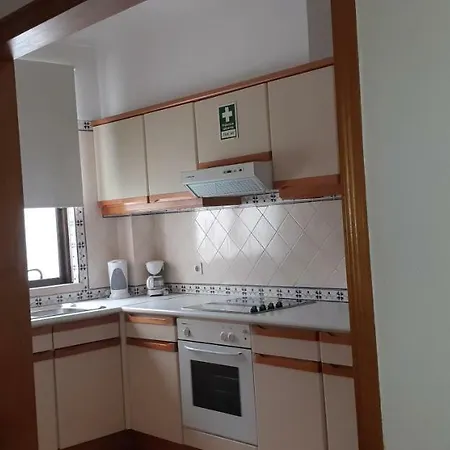 Jeannie's Oura Estrela * Albufeira