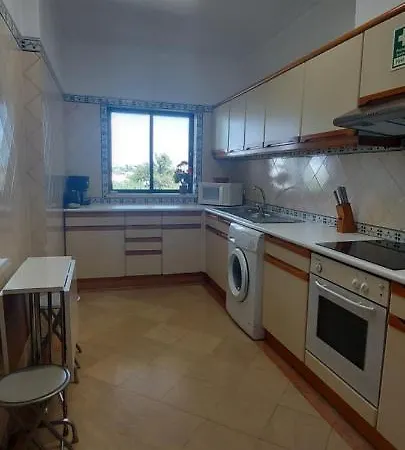 Jeannie's Oura Estrela Apartamento *